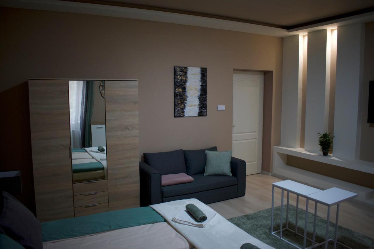 Gerti Apartman 2 Nyiregyhaza Exterior photo